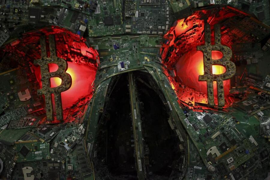 Bitcoin Terancam Anjlok, Kekhawatiran Crash Besar Semakin Nyata